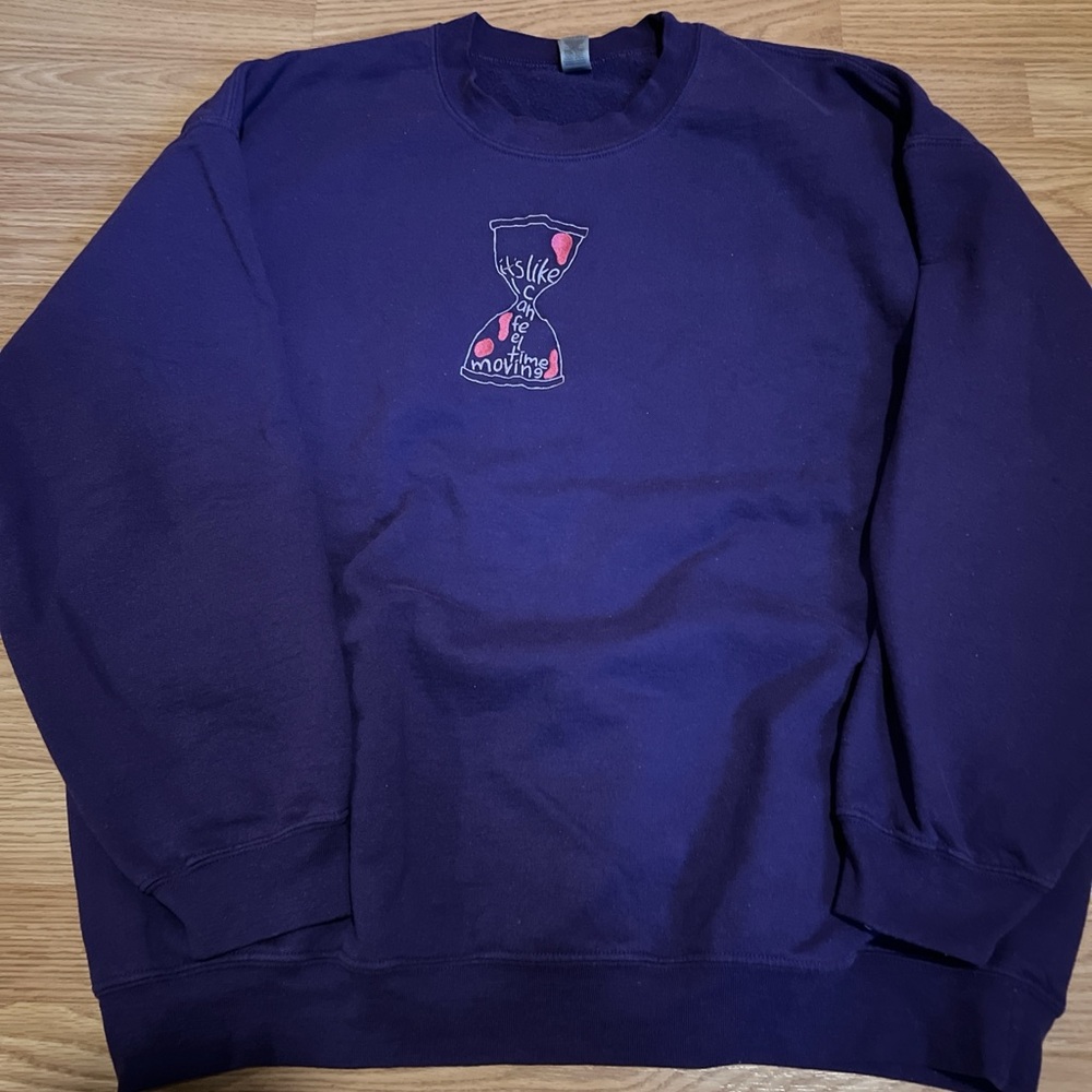 Women’s Purple Graphic Crewneck Sweatshirt with Taylor Swift lyrics